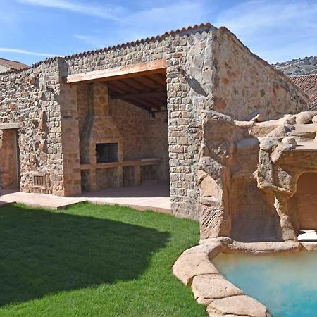 Casa Rural La Cueva Del Agua Fuentetoba Екстер'єр фото